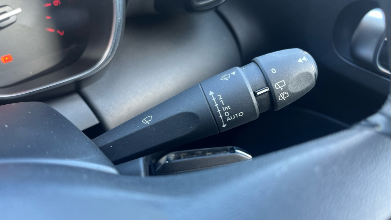 Citroen C3 Aircross 1.2 PureTech 110 Shine 5dr Petrol Hatchback